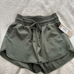 Olive Green Women's Shorts Albion Fit